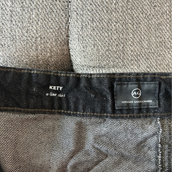 AG - KETY SKIRT - size 30R - Picture 7 of 11